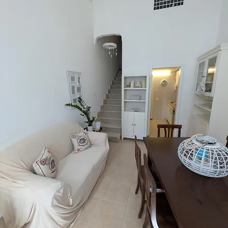 펜션 Libeccio House-relax E Stile A Due Passi Dal Mare 아볼라